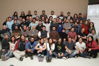 Retrato de familia de las cooperativas reunidas en Rosario